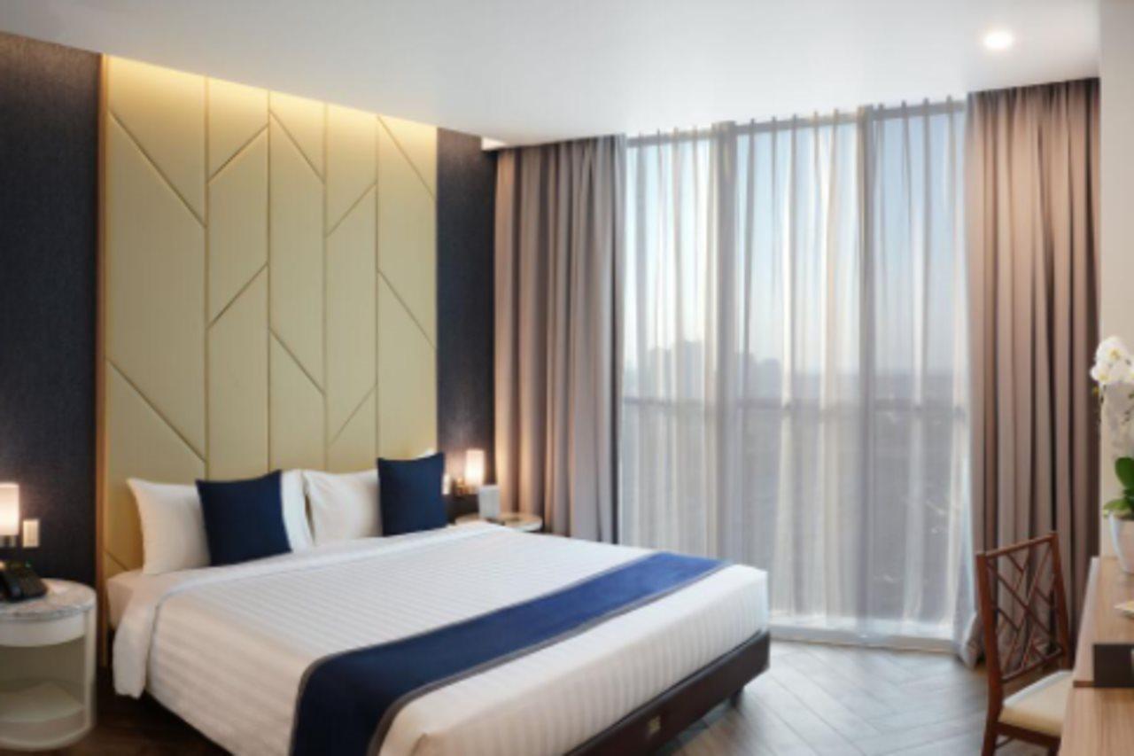 Aston Kemayoran City Hotel Джакарта Екстериор снимка