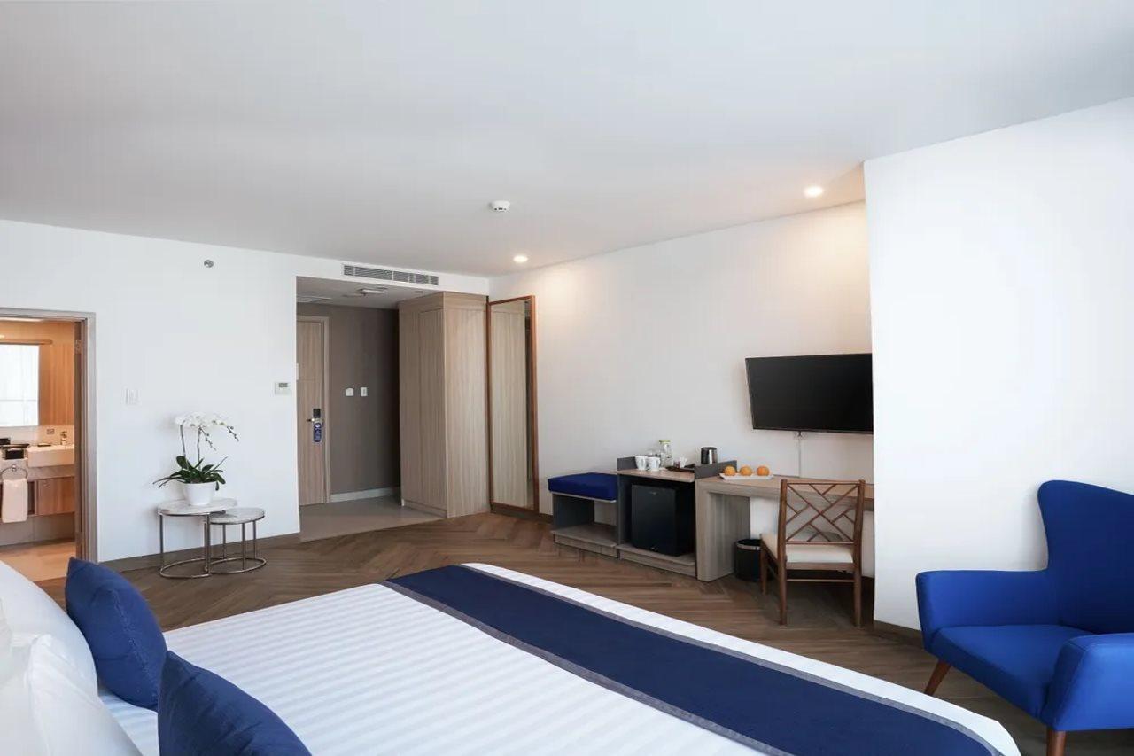 Aston Kemayoran City Hotel Джакарта Екстериор снимка